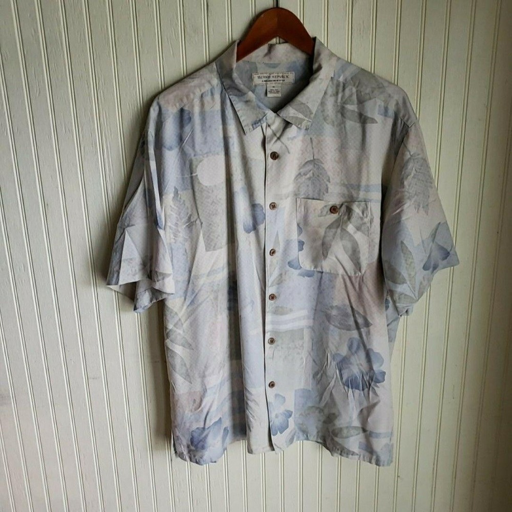 Island Republic Shirt Mens XL Beige Floral Silk Short Sleeve Hawaiian Button Up